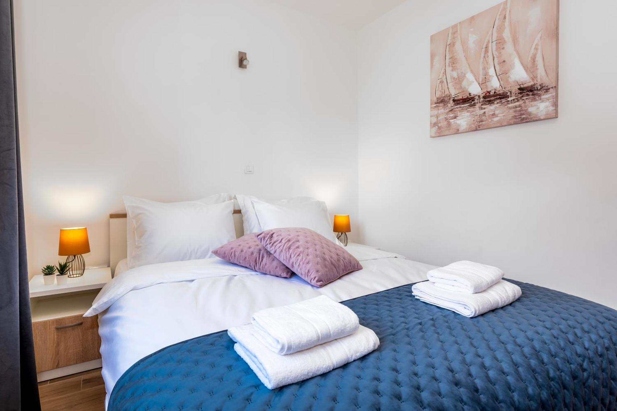 First Choice Apartment *